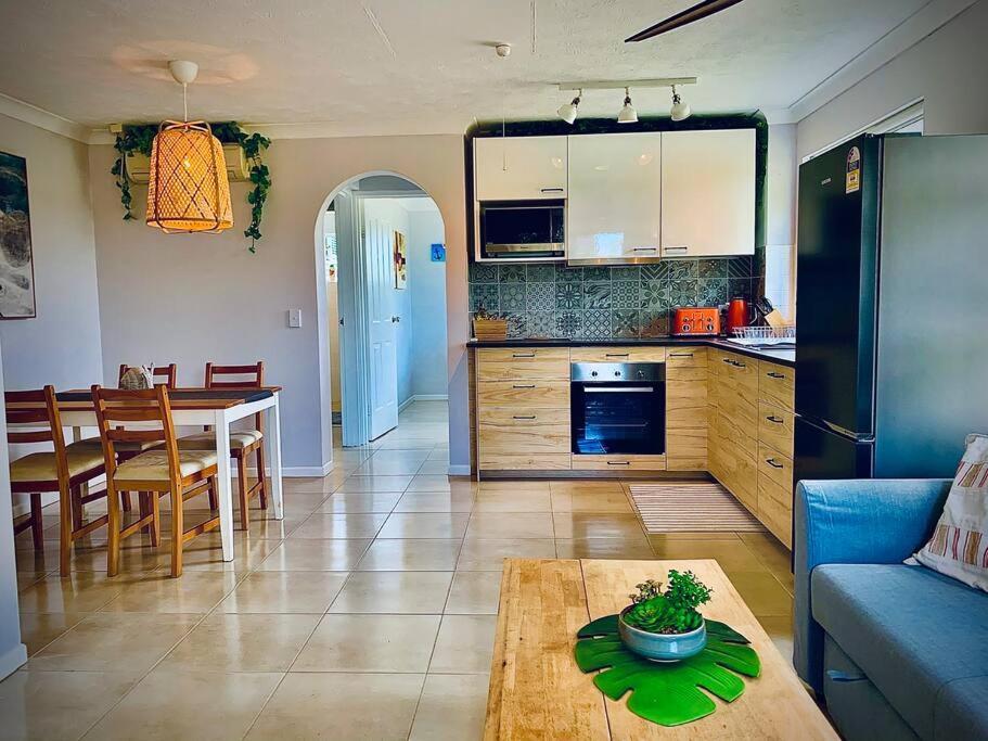 Broadbeach, Stylish Apartment Close To Everything Gold Coast Dış mekan fotoğraf